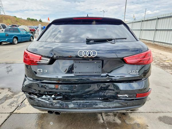 2016 AUDI Q3