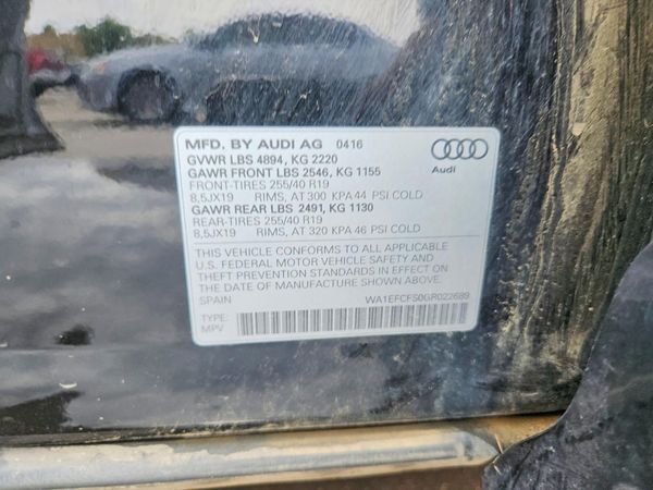 2016 AUDI Q3