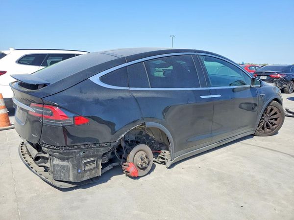 2018 TESLA MODEL X