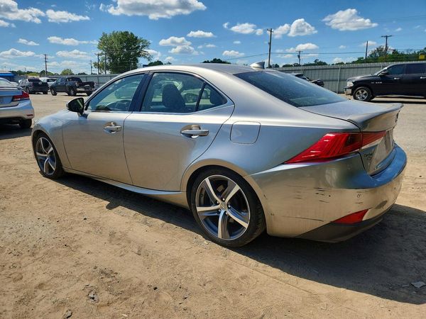 2018 LEXUS IS 300