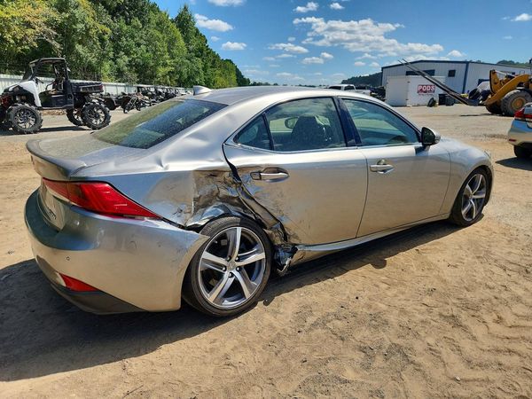 2018 LEXUS IS 300