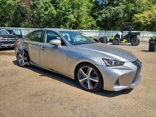 2018 LEXUS IS 300