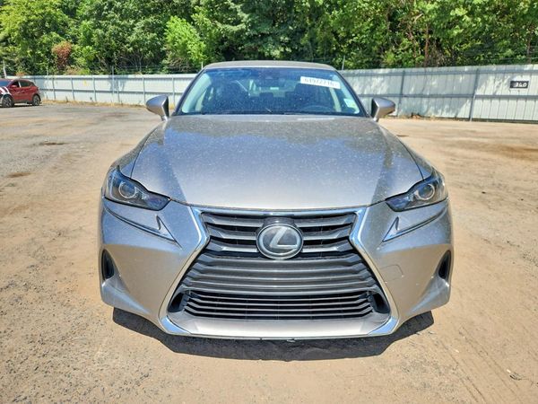 2018 LEXUS IS 300