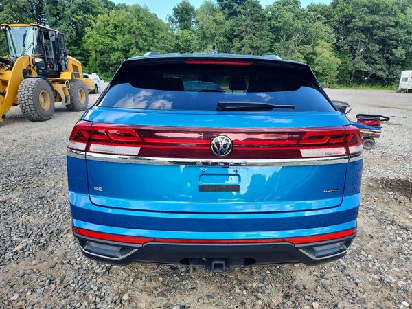 2024 VOLKSWAGEN ATLAS CROSS SPORT 4Motion SE w/Technology
