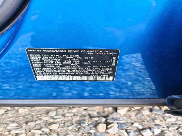 2024 VOLKSWAGEN ATLAS CROSS SPORT 4Motion SE w/Technology