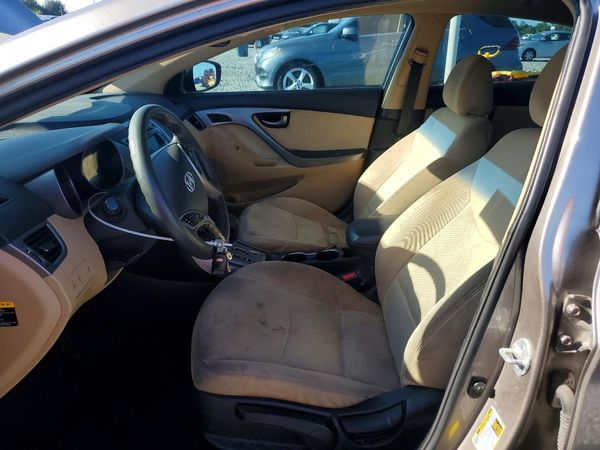 2013 HYUNDAI ELANTRA