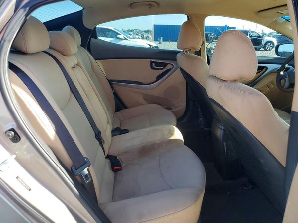 2013 HYUNDAI ELANTRA