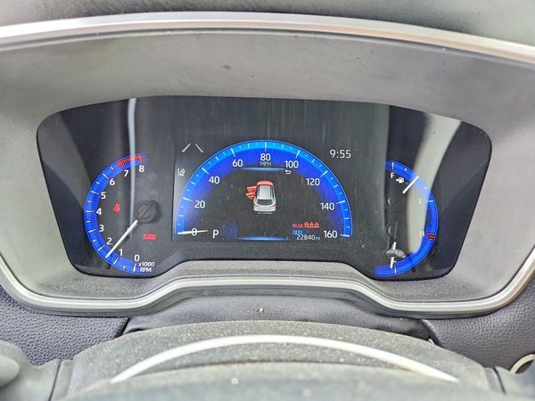 2022 TOYOTA COROLLA CROSS XLE