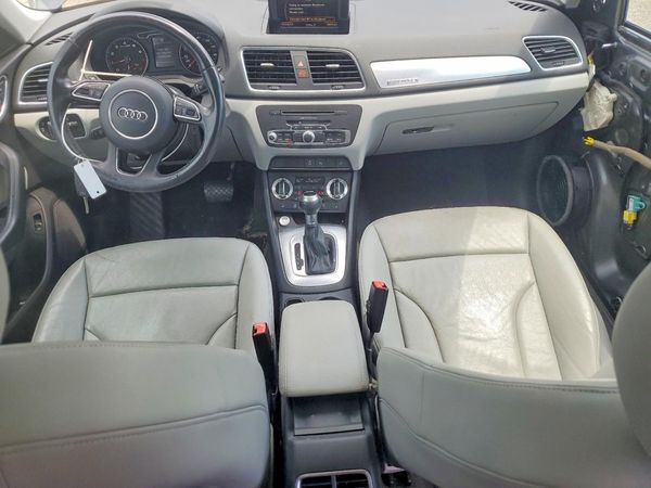 2015 AUDI Q3 quattro Premium Plus