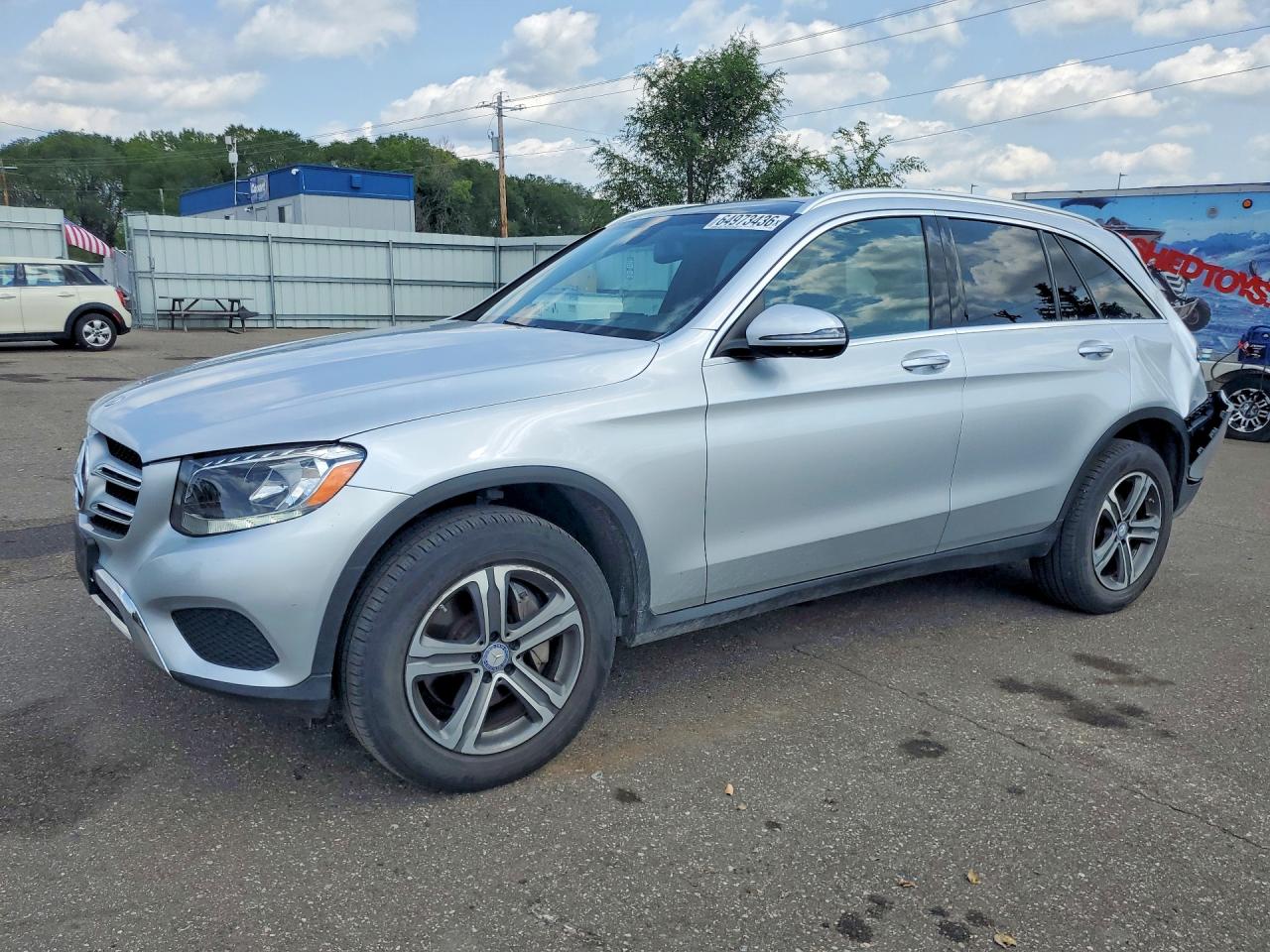 2017 MERCEDES-BENZ GLC