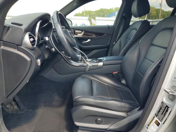 2017 MERCEDES-BENZ GLC