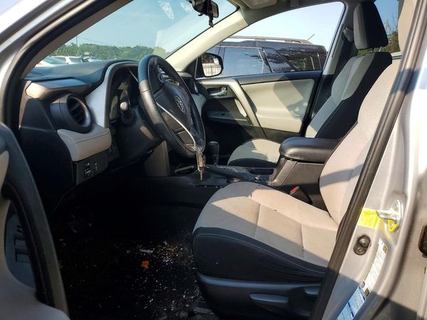2016 TOYOTA RAV4 XLE (M Grade)