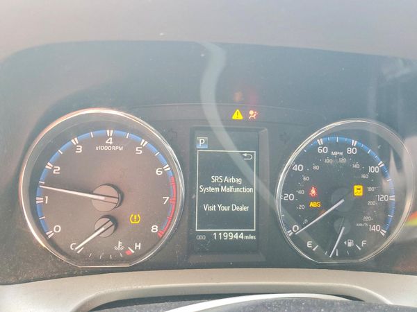 2016 TOYOTA RAV4 XLE (M Grade)