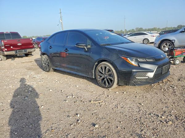 2022 TOYOTA COROLLA SE