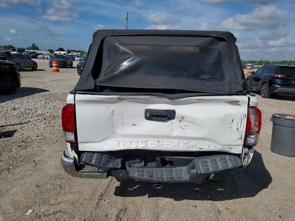 2017 TOYOTA TACOMA