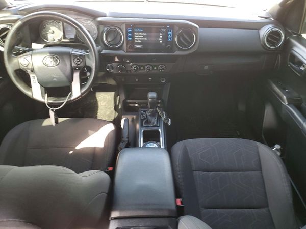 2017 TOYOTA TACOMA
