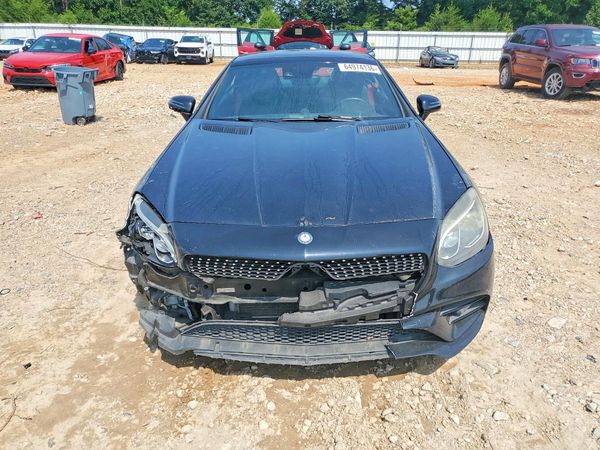 2017 MERCEDES-BENZ SLC SLC300