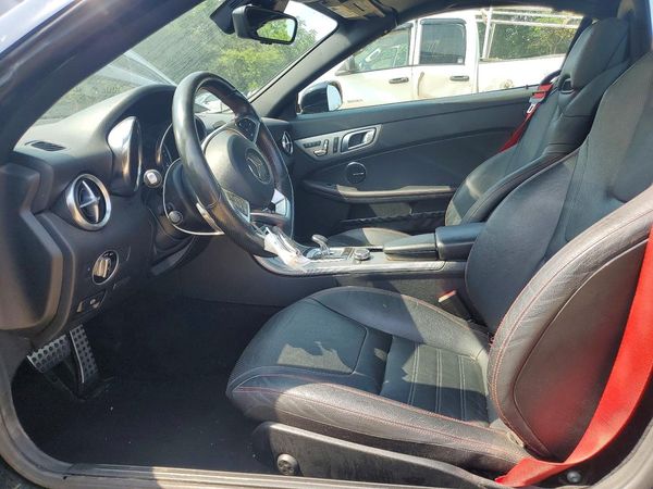 2017 MERCEDES-BENZ SLC SLC300