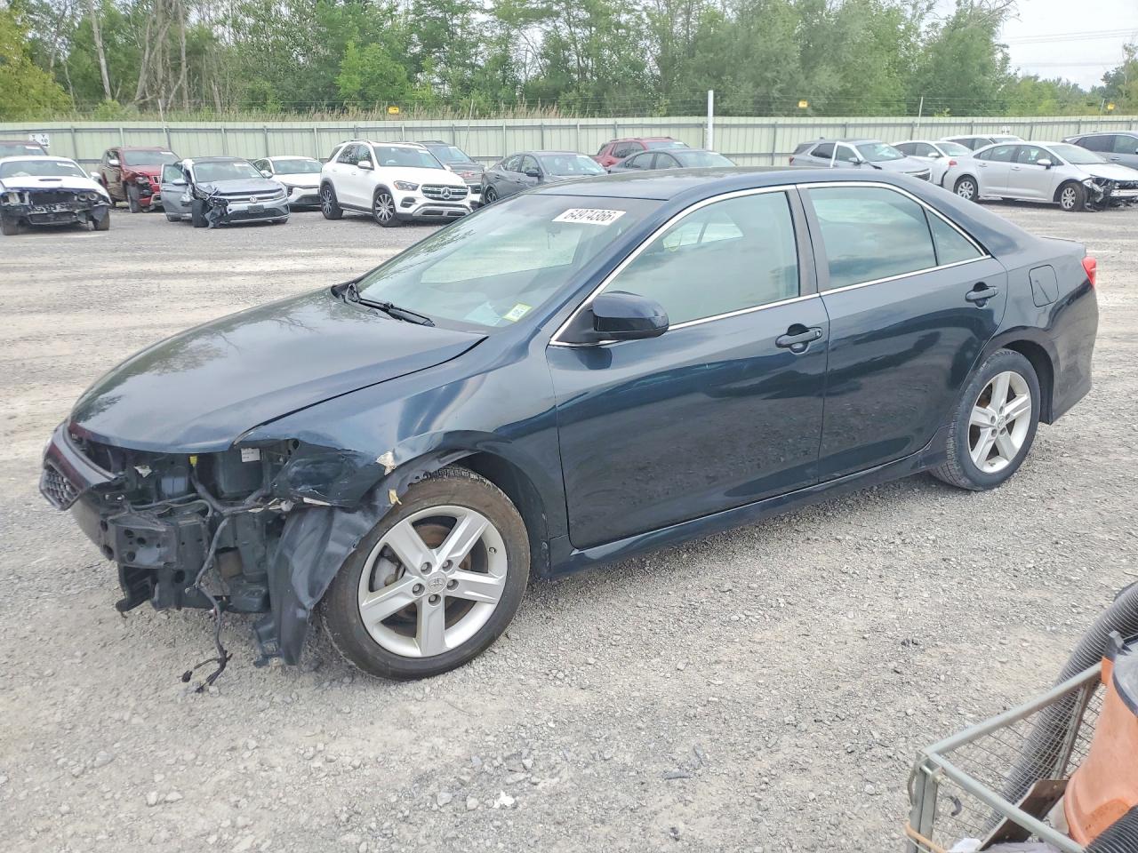 2014 TOYOTA CAMRY