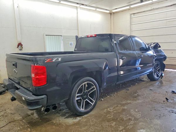2018 CHEVROLET SILVERADO LT