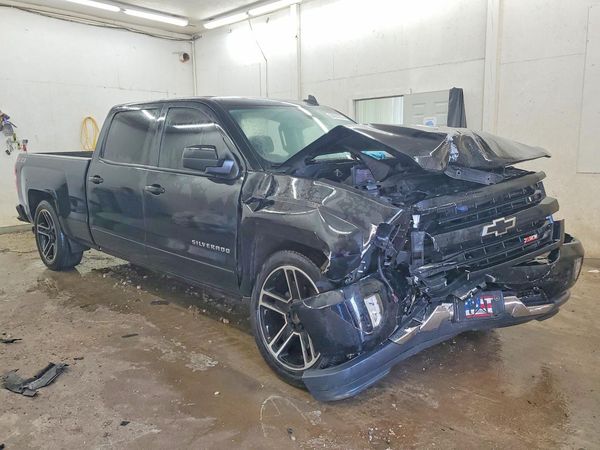 2018 CHEVROLET SILVERADO LT