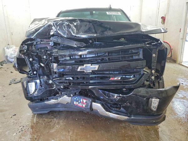 2018 CHEVROLET SILVERADO LT
