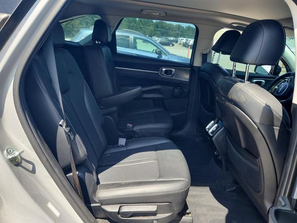 2022 KIA SORENTO