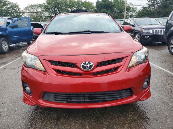 2012 TOYOTA COROLLA