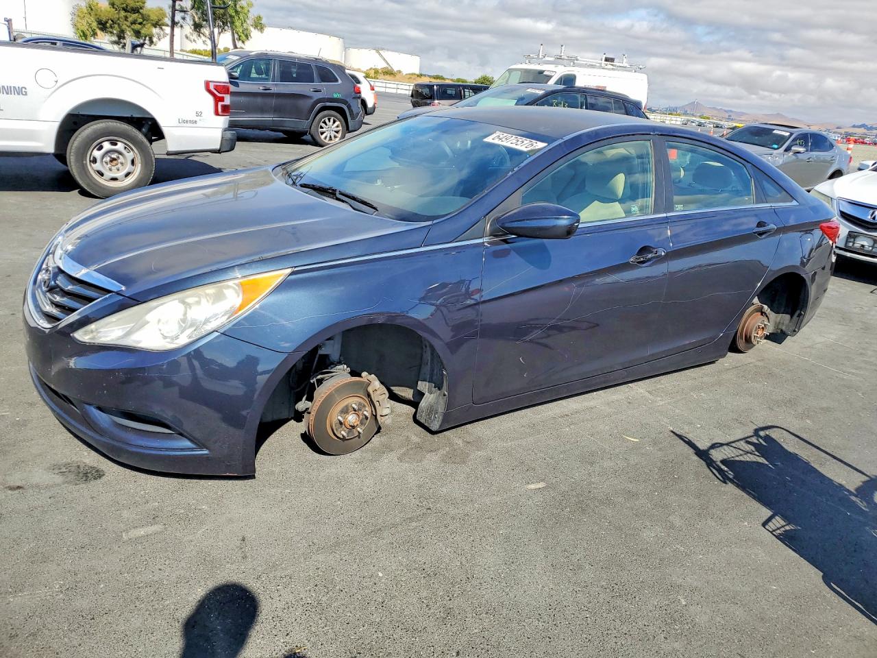 2013 HYUNDAI SONATA GLS/ GLS Popular