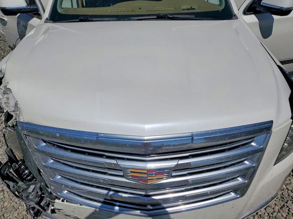2016 CADILLAC ESCALADE Platinum