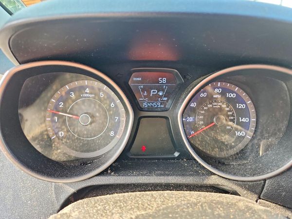 2015 HYUNDAI ELANTRA
