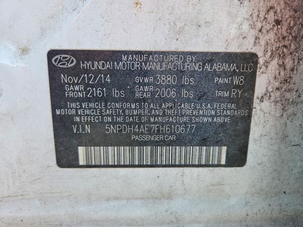 2015 HYUNDAI ELANTRA