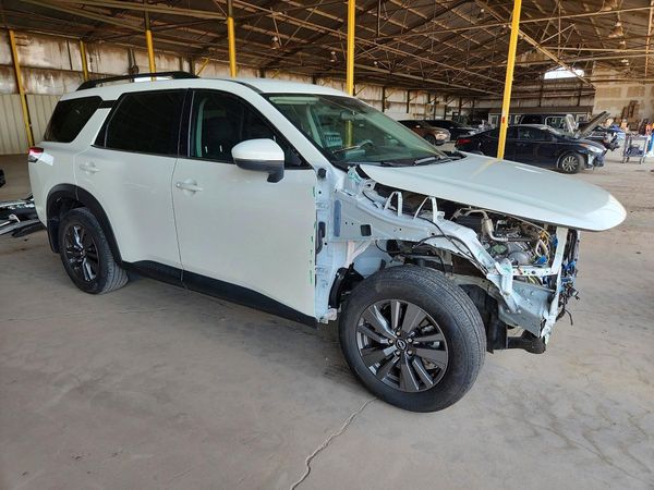 2024 NISSAN PATHFINDER SV