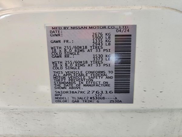 2024 NISSAN PATHFINDER SV