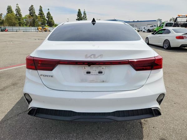 2022 KIA FORTE