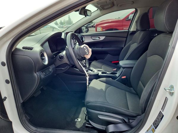 2022 KIA FORTE