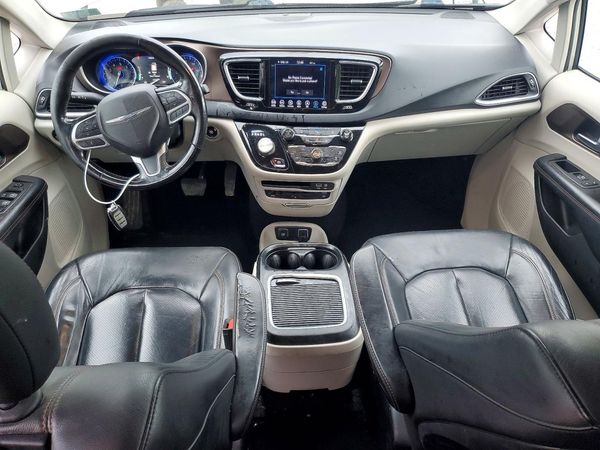 2019 CHRYSLER PACIFICA Touring L Plus