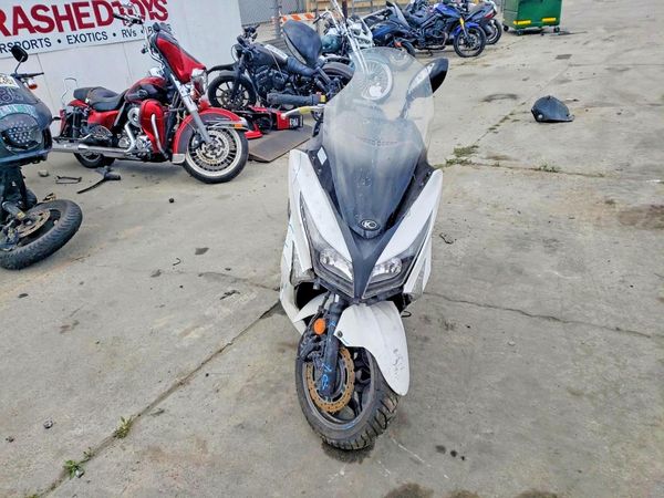 2021 KYMCO USA INC X-TOWN 300