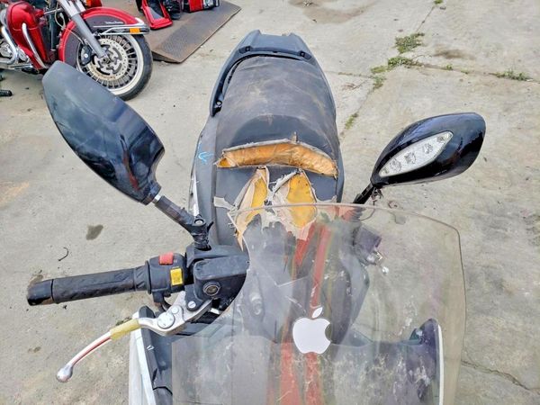 2021 KYMCO USA INC X-TOWN 300
