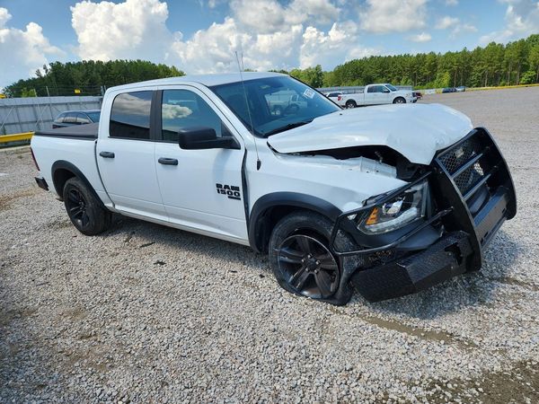 2022 RAM 1500 CLASSIC SLT