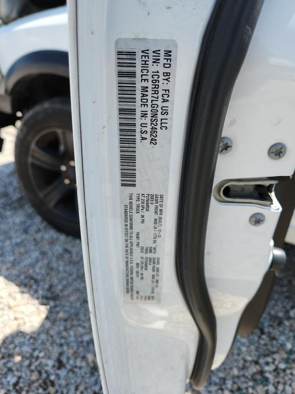 2022 RAM 1500 CLASSIC SLT