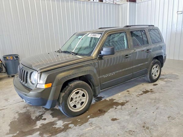 2015 JEEP PARTROIT