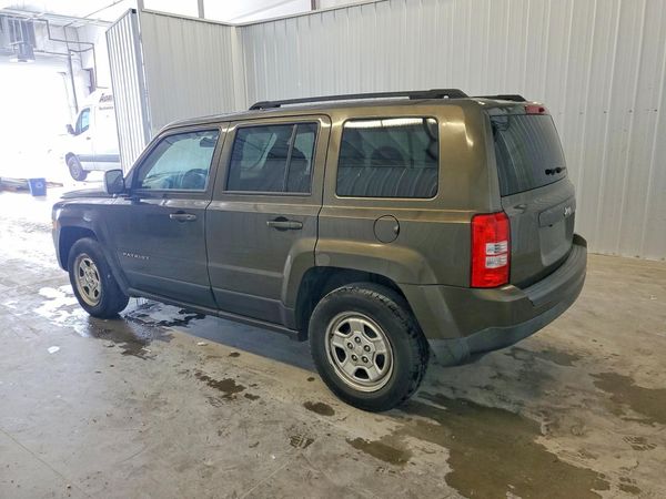 2015 JEEP PARTROIT Sport