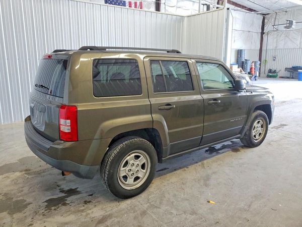 2015 JEEP PARTROIT Sport