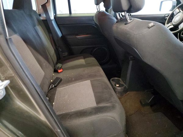 2015 JEEP PARTROIT Sport
