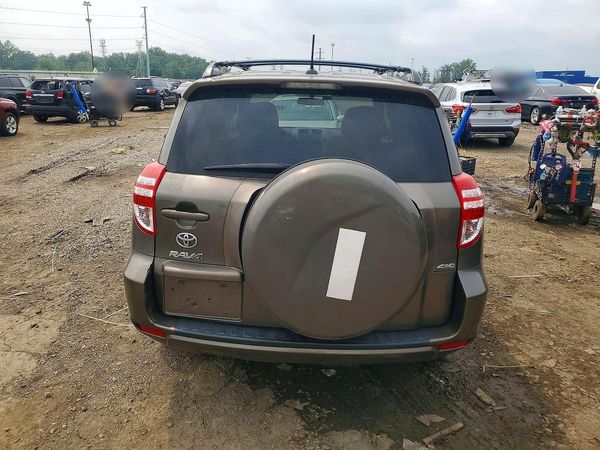 2012 TOYOTA RAV4 BASE Standard