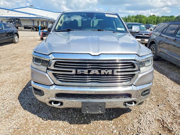 2019 RAM 1500 LARAMIE CREW CAB 4X4