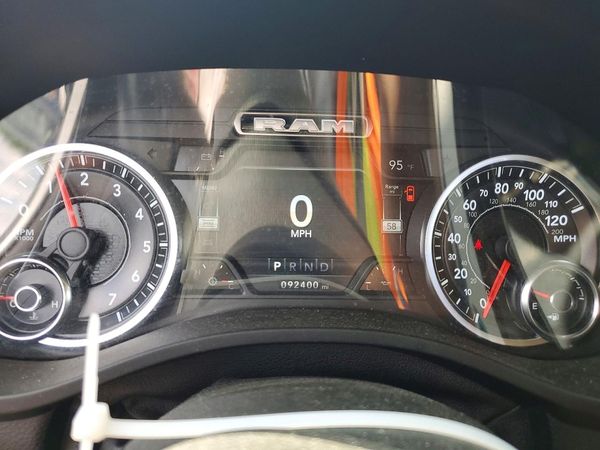 2019 RAM 1500 LARAMIE CREW CAB 4X4
