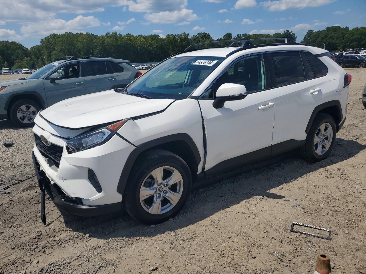 2020 TOYOTA RAV4 XLE