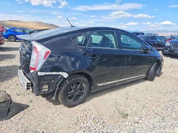 2014 TOYOTA PRIUS